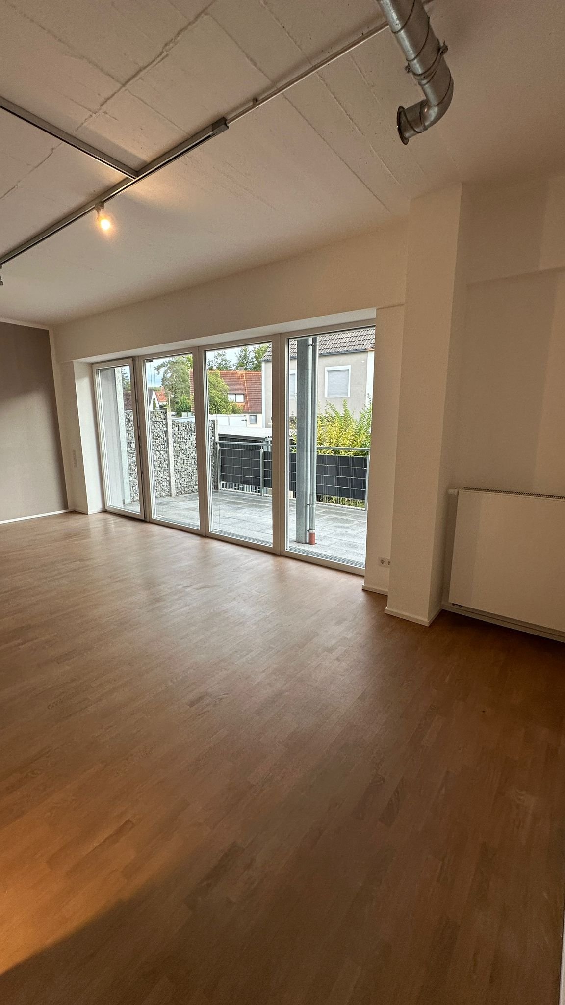 Loft zur Miete 1.560 € 4 Zimmer 121 m²<br/>Wohnfläche EG<br/>Geschoss ab sofort<br/>Verfügbarkeit Märzenweg 22 Weiherhof Zirndorf 90513