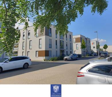 Wohnung zur Miete 1.135 € 3 Zimmer 75,5 m² Dachgeschoss frei ab 01.07.2025 Klotzsche (Am Trobischberg) Dresden 01109