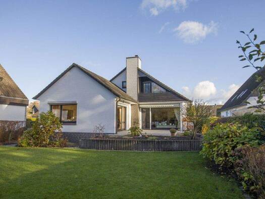 Einfamilienhaus zum Kauf 679.000 € 6 Zimmer 152,5 m² 951 m² Grundstück Pinneberg / Waldenau-Datum 25421