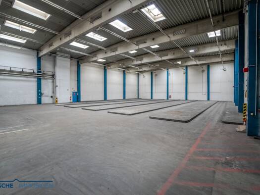Lagerhalle zum Kauf 1.100.000 € 2.927 m² Lagerfläche Vohwinkel Vohwinkel 42329