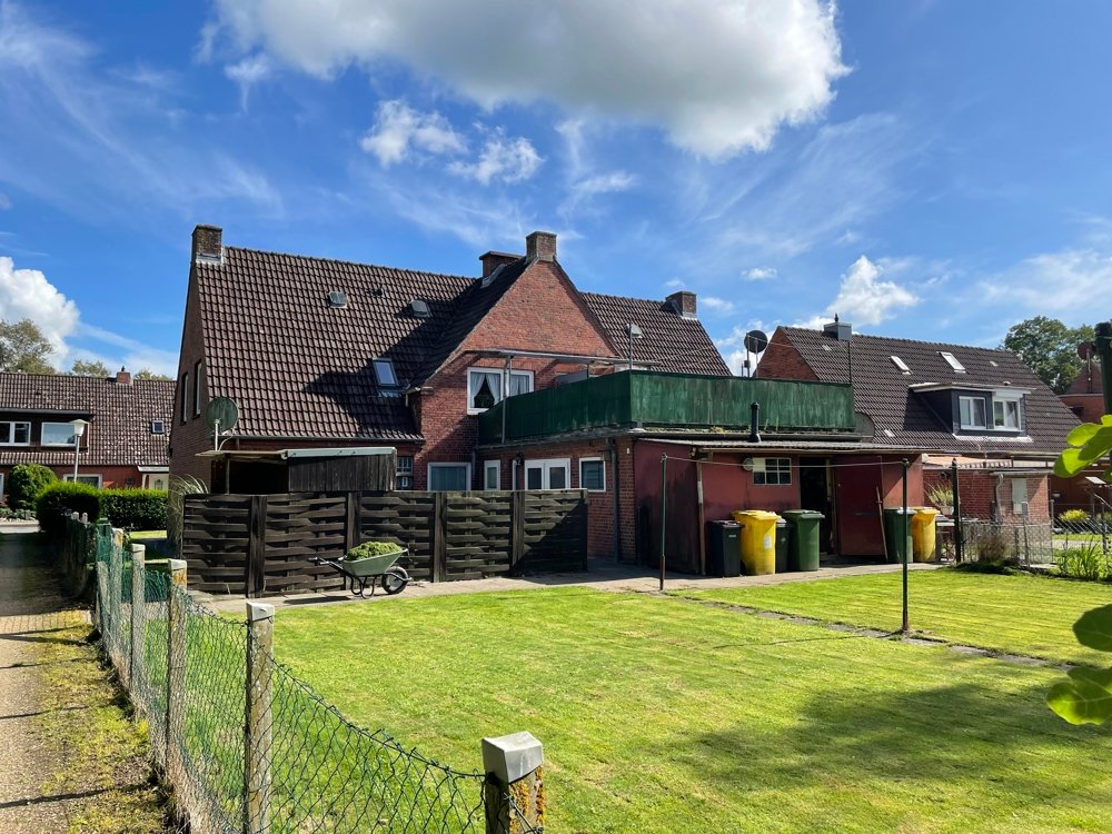 Mehrfamilienhaus zum Kauf als Kapitalanlage geeignet 350.000 € 221 m²<br/>Wohnfläche 765 m²<br/>Grundstück Friedrichstadt 25840