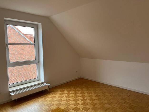 Wohnung zur Miete 1.096 € 3 Zimmer 100,2 m² 3. Geschoss frei ab 19.04.2026 Marggrafstraße 3 Sehnde 31319