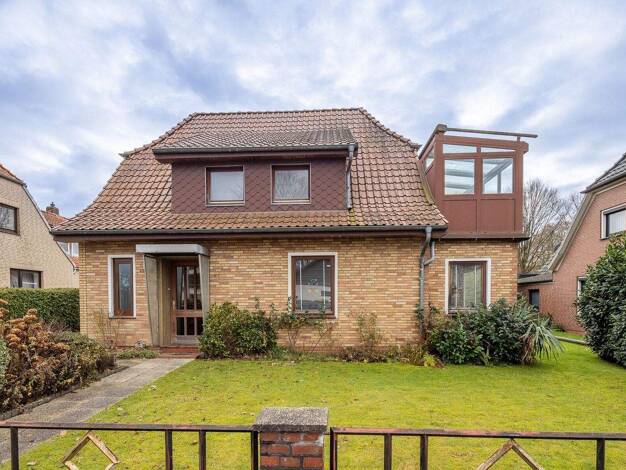 Einfamilienhaus zum Kauf 249.000 € 8 Zimmer 166 m² 1.031 m² Grundstück Syke 28857