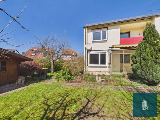 Doppelhaushälfte zum Kauf 379.000 € 5,5 Zimmer 120 m² 383 m² Grundstück Großsachsenheim Sachsenheim 74343