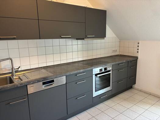 Wohnung zur Miete 379 € 2 Zimmer 64 m² 4. Geschoss frei ab 01.11.2026 Bodelschwinghstraße 26 Altendorf Chemnitz 09116