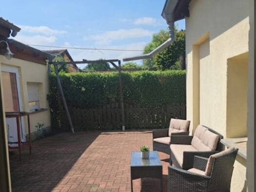 Einfamilienhaus zum Kauf 249.500 € 4 Zimmer 125 m² 683 m² Grundstück frei ab sofort Dölau Halle (Saale) 06120