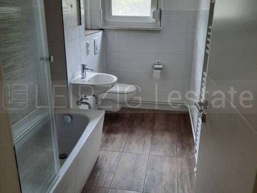 Wohnung zur Miete 470 € 4 Zimmer 69,8 m² EG Albert-Schweitzer-Straße 48 Weißenfels Weißenfels 06667