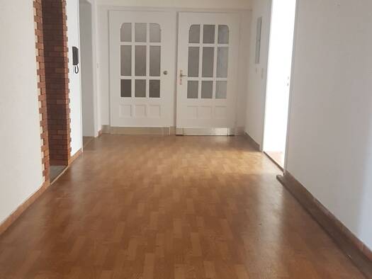 Wohnung zur Miete 465 € 2,5 Zimmer 95 m² Geschoss 2/3 frei ab 01.11.2026 Helmbrechts Helmbrechts 95233