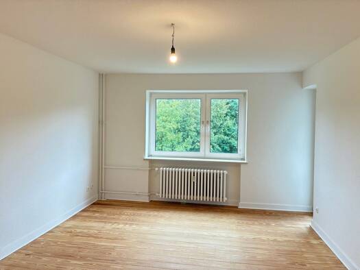 Wohnung zur Miete 779 € 4 Zimmer 84,1 m² 4. Geschoss Insterburger Straße 16 Neumühlen-Dietrichsdorf Neumühlen - Dietrichsdorf 24149