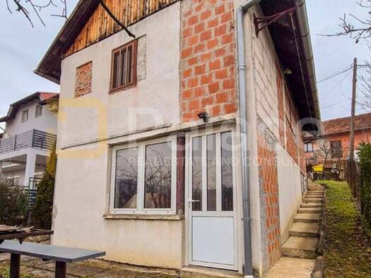 Einfamilienhaus zum Kauf 82.000 € 4 Zimmer 92 m² Zagreb 10040