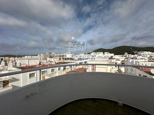 Penthouse zur Miete 3.000 € 1 Zimmer 76 m² 6. Geschoss Santa Eulària des Riu 07840