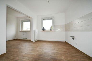 Wohnung zur Miete 530 € 3 Zimmer 72,8 m² EG An der Kolonie 1 Weida Riesa 01587