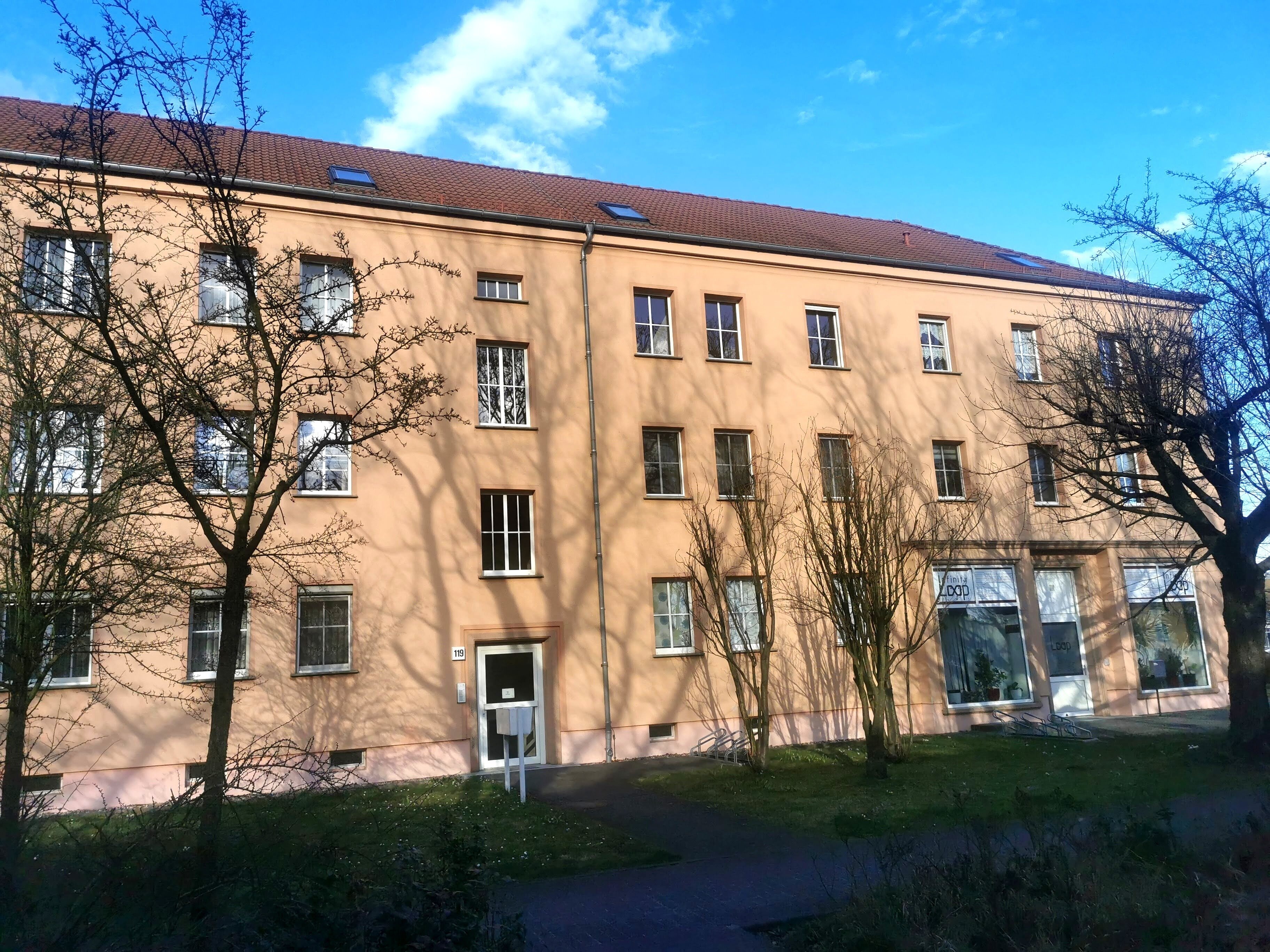 Wohnung zum Kauf 90.000 € 3 Zimmer 66 m²<br/>Wohnfläche ab sofort<br/>Verfügbarkeit Ernst Thälmann Straße 117-121 Senftenberg Senftenberg 01968