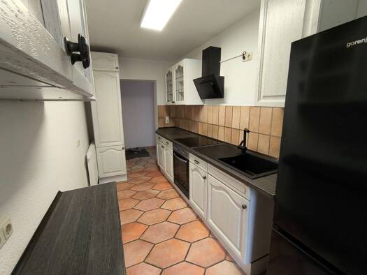 Wohnung zur Miete 450 € 3 Zimmer 71 m² Geschoss 2/3 frei ab sofort Oelsnitz 08606