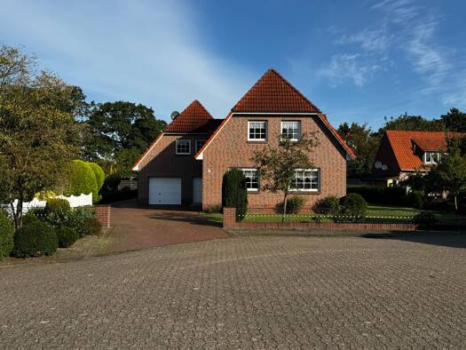 Einfamilienhaus zum Kauf 349.000 € 6 Zimmer 186 m² 1.031 m² Grundstück frei ab sofort Neuenwege Varel 26316