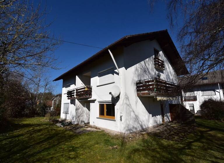 Wohnung zum Kauf 128.000 € 2 Zimmer 55 m²<br/>Wohnfläche ab sofort<br/>Verfügbarkeit Birkendorf Ühlingen-Birkendorf 79777