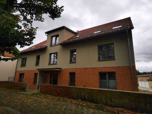 Mehrfamilienhaus zur Miete 10 € 3 Zimmer 87 m² frei ab 01.07.2026 Großräschen 01983