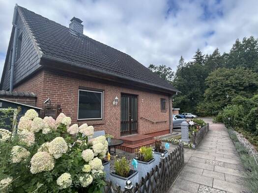 Einfamilienhaus zum Kauf 515.000 € 5 Zimmer 108,9 m² 2.437 m² Grundstück Friedrichsgabe Norderstedt 22844