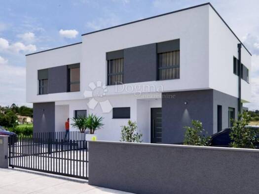 Haus zum Kauf 360.000 € 3 Zimmer 128 m² Brezovica Brezovica