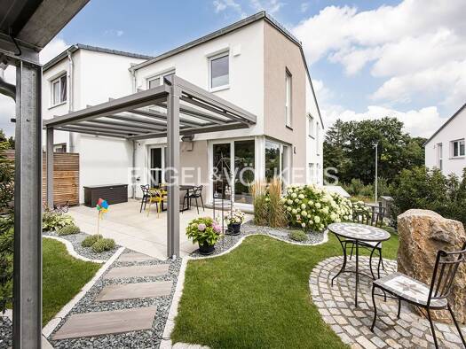 Haus zum Kauf 849.000 € 6 Zimmer 143 m² 309 m² Grundstück Kleinseebach Möhrendorf 91096