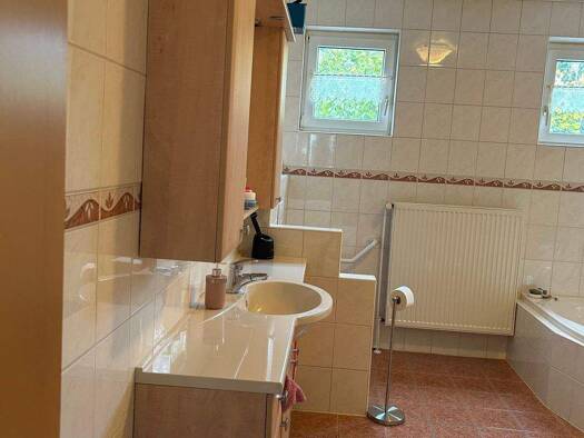 Mehrfamilienhaus zum Kauf 148.000 € 8 Zimmer 241 m² 609 m² Grundstück frei ab sofort Wahnwegen 66909