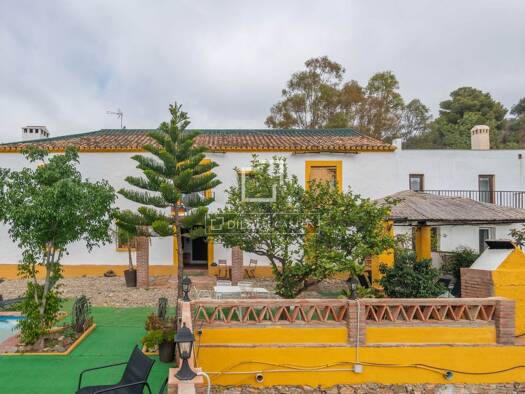 Haus zum Kauf 1.250.000 € 568 m² 150.000 m² Grundstück Málaga 29013