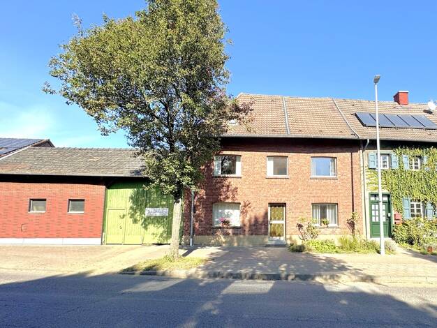 Haus zum Kauf 195.000 € 108 m² 1.351 m² Grundstück Wey Jüchen / Wey 41363