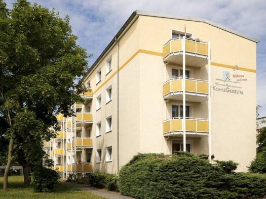 Wohnung zur Miete 344 € 3 Zimmer 59,3 m² 3. Geschoss Albert-Schweitzer Str. 28 Weißenfels 06667
