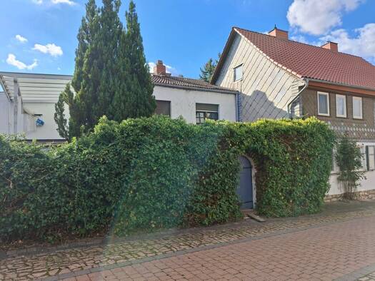 Einfamilienhaus zum Kauf 109.000 € 4 Zimmer 142 m² 310 m² Grundstück frei ab 01.10.2026 Kemnotstraße 1 Großbodungen Am Ohmberg 37345