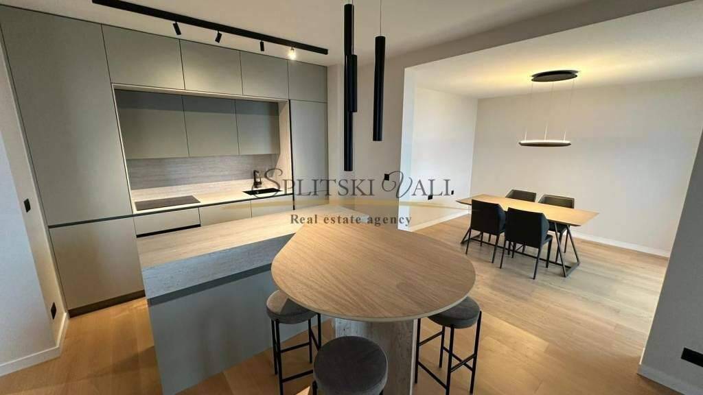 Wohnung zur Miete 3.000 € 2 Zimmer 90 m² 5. Geschoss Split