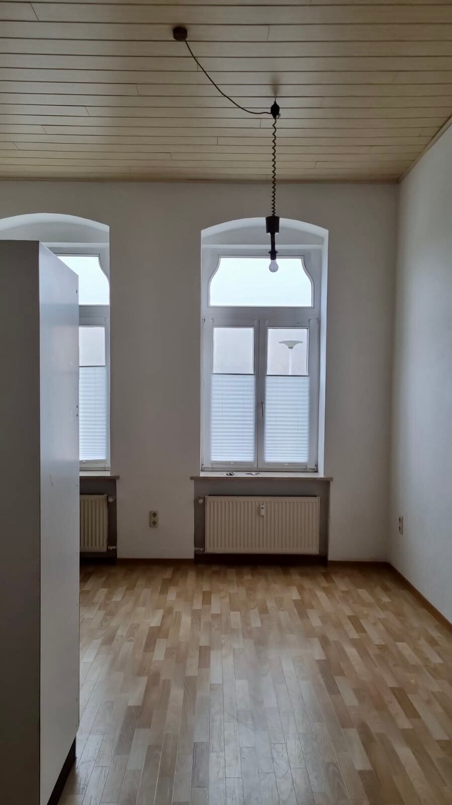 Wohnung zur Miete 250 € 1,5 Zimmer 35 m²<br/>Wohnfläche Knielohstraße 40 Ostvorstadt Plauen 08527