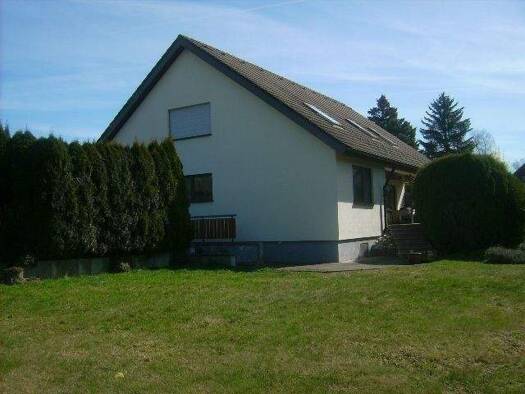 Einfamilienhaus zum Kauf als Kapitalanlage geeignet 600.000 € 7,5 Zimmer 172 m² 1.240 m² Grundstück Tuningen 78609
