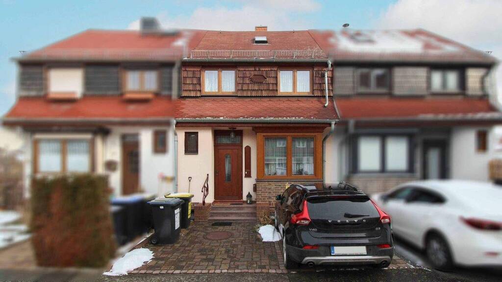 Sonstiges zum Kauf als Kapitalanlage geeignet 149.900 € 5 Zimmer 70 m² 220 m² Grundstück Borna-Heinersdorf Chemnitz 09114