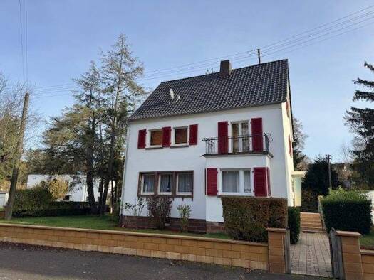 Einfamilienhaus zum Kauf 249.000 € 6 Zimmer 150 m² 1.205 m² Grundstück Brebach-Fechingen Saarbrücken 66130