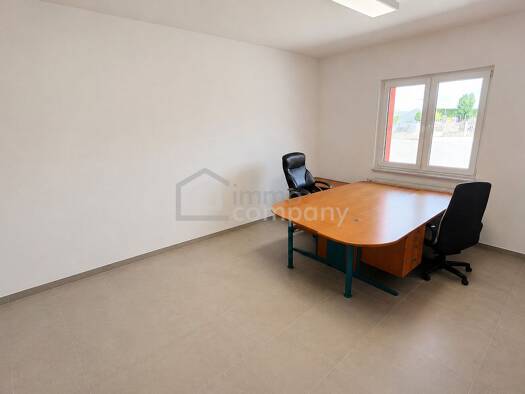 Büro zur Miete 12,26 € Hof am Leithaberge 2451