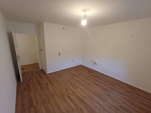 Wohnung zum Kauf provisionsfrei 229.000 € 3 Zimmer 79 m² 6 Geschosse frei ab sofort Gunzenhausen Gunzenhausen 91710