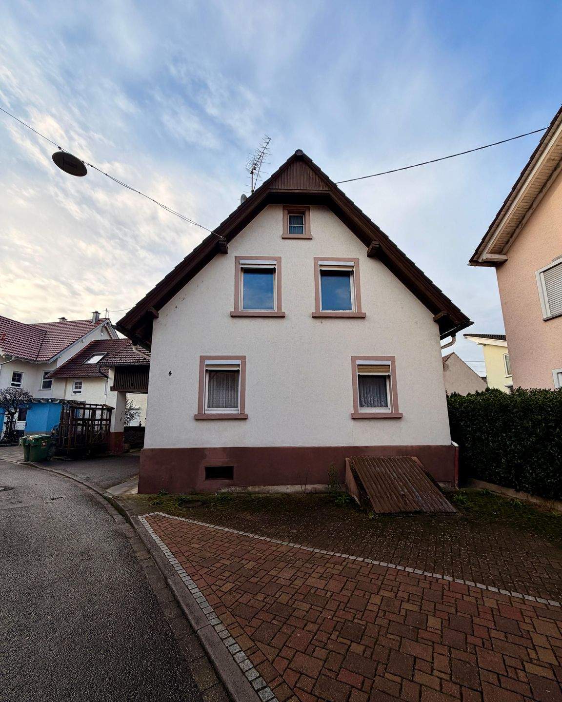 Immobilie in Hohberg - Aus Alt mach Traumhaus - hier können Sie verwirklichen - Bild 2