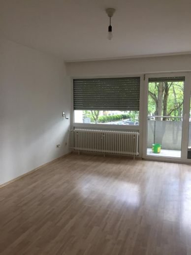 Apartment zur Miete 480 € 1 Zimmer 30 m²<br/>Wohnfläche 2.<br/>Geschoss ab sofort<br/>Verfügbarkeit Langer Weg 1 Niederhöchstadt Eschborn 65760