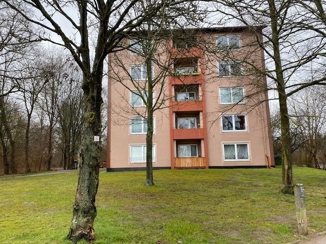 Wohnung zur Miete 355 € 2 Zimmer 50,8 m²<br/>Wohnfläche EG<br/>Geschoss ab sofort<br/>Verfügbarkeit Alt-Kücknitz / Dummersdorf / Roter Hahn Lübeck 23569