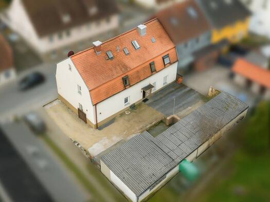 Mehrfamilienhaus zum Kauf 399.000 € 8 Zimmer 175 m² 350 m² Grundstück Zirndorf 90513