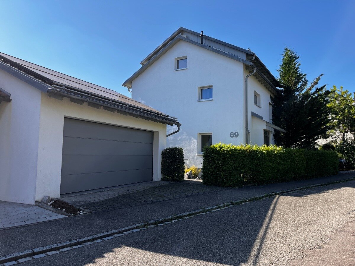 Einfamilienhaus zum Kauf 985.000 € 9 Zimmer 246 m²<br/>Wohnfläche 765 m²<br/>Grundstück Safranberg Ulm 89075