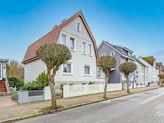 Mehrfamilienhaus zum Kauf 995.000 € 9 Zimmer 137,2 m² 925 m² Grundstück Laboe 24235