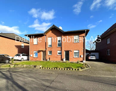 Doppelhaushälfte zum Kauf 416.000 € 10 Zimmer 115 m² 673 m² Grundstück Millich Hückelhoven / Millich 41836