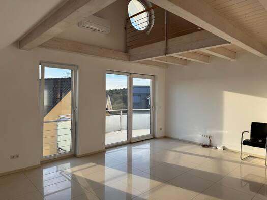 Wohnung zur Miete 1.360 € 4 Zimmer 108 m² Geschoss 1/2 frei ab sofort Nordstadt Pforzheim 75177