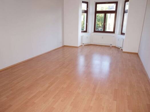 Studio zur Miete 440 € 3 Zimmer 77 m² 3. Geschoss frei ab sofort Weststraße 110 Altendorf Chemnitz 09116