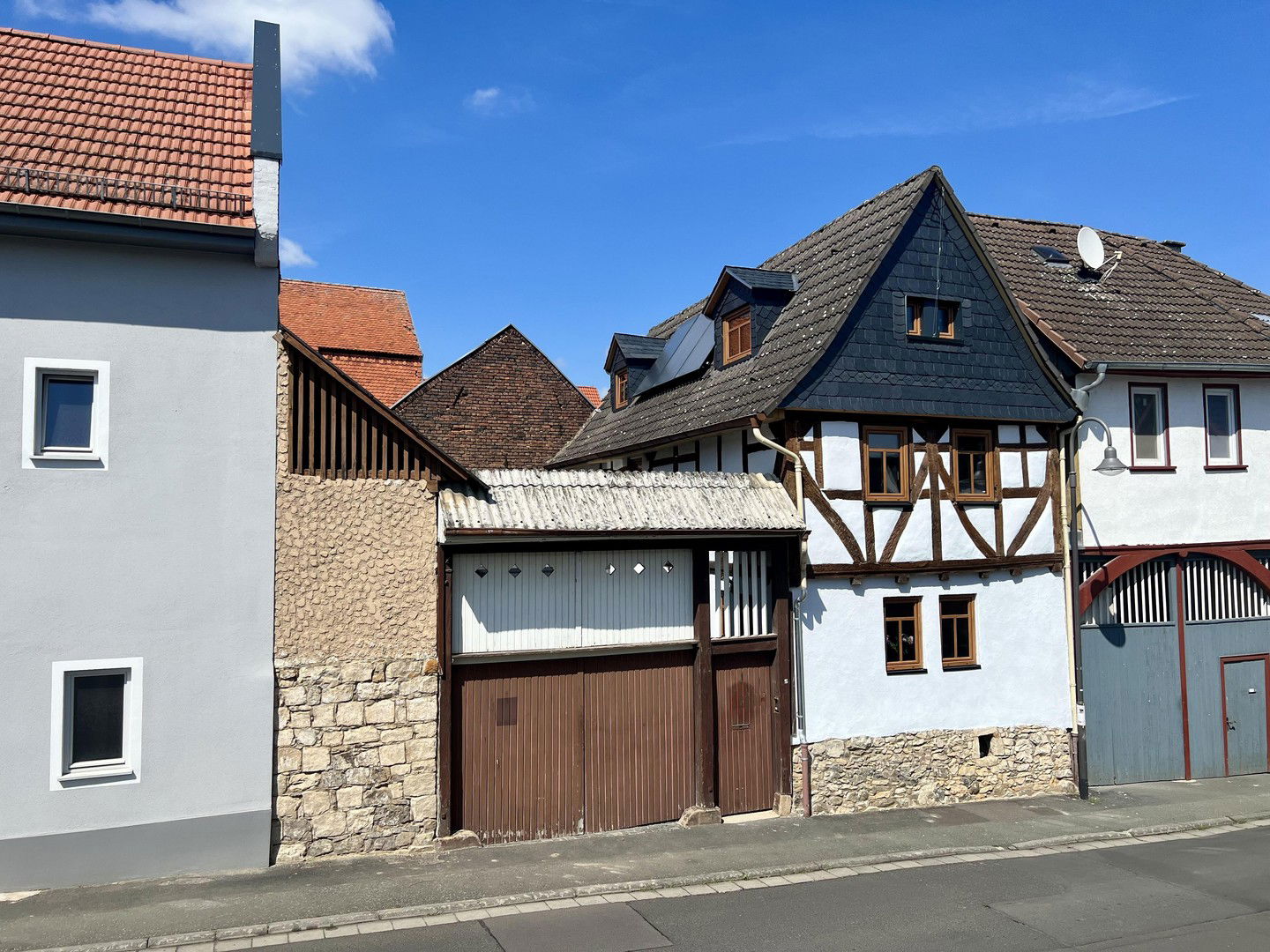 Bauernhaus zum Kauf provisionsfrei 369.000 € 4 Zimmer 117 m²<br/>Wohnfläche 130 m²<br/>Grundstück Griedel Butzbach 35510