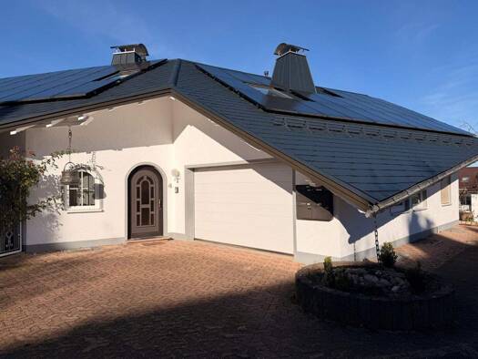 Einfamilienhaus zum Kauf als Kapitalanlage geeignet 575.000 € 9 Zimmer 280,1 m² 912 m² Grundstück Roßwangen Balingen 72336