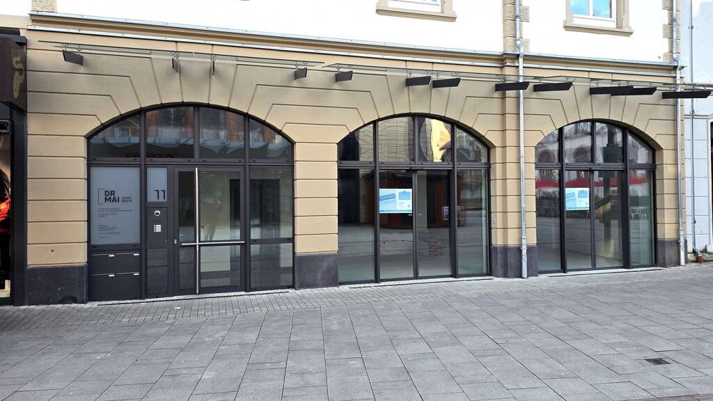 Laden zur Miete 4.500 € 132,2 m² Verkaufsfläche Werner-Senger-Straße 11 Limburg 65549