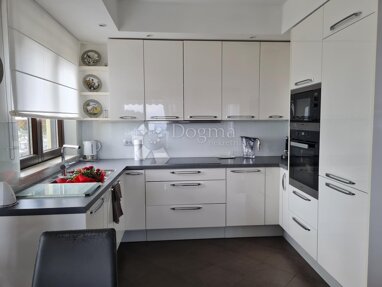 Wohnung zum Kauf 535.000 € 4 Zimmer 127 m² 1. Geschoss Lovran center 51415