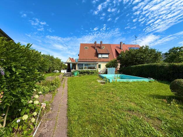 Doppelhaushälfte zum Kauf 445.000 € 5 Zimmer 112 m² 773 m² Grundstück Kettelersiedlung Nürnberg 90469